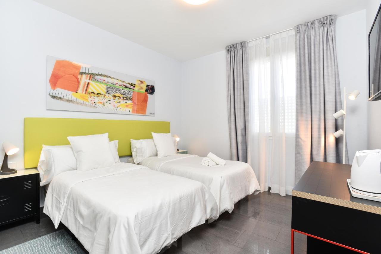 Hotel Kuve Marbella Exterior photo