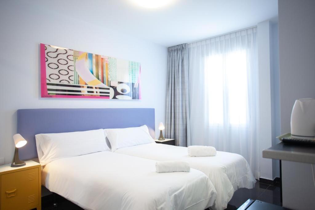 Hotel Kuve Marbella Exterior photo