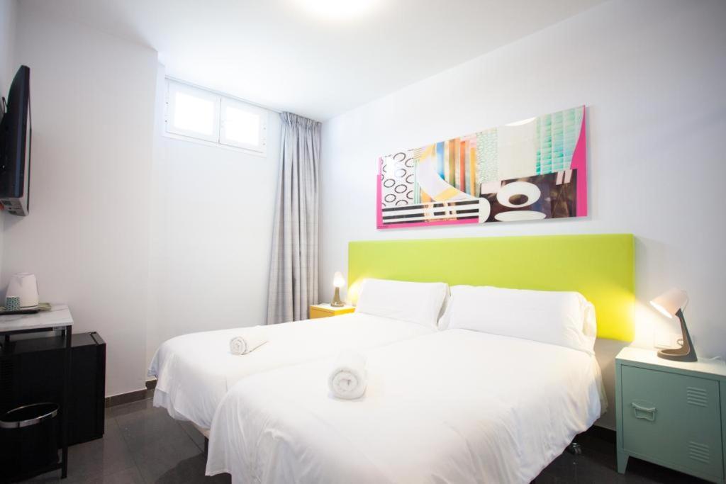 Hotel Kuve Marbella Exterior photo